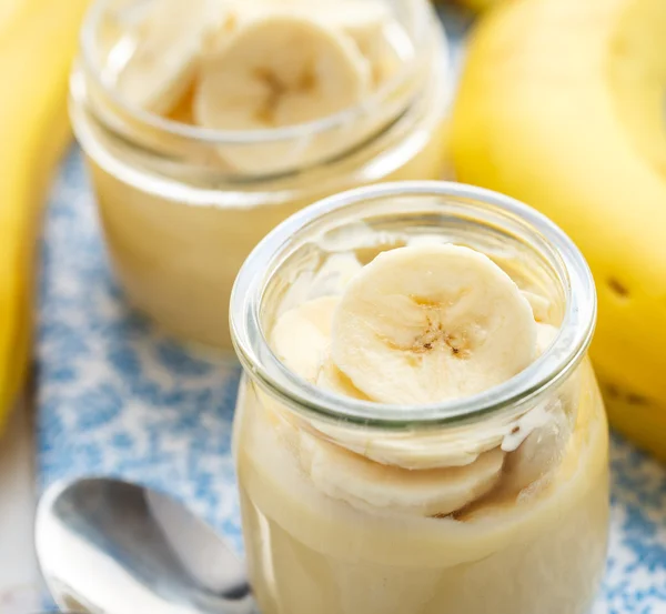 Banana pudding for breakfast — Stock Photo, Image