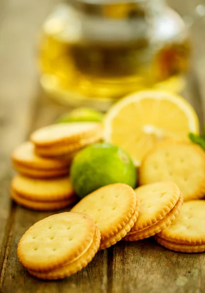 紅茶とレモンのクッキー — ストック写真