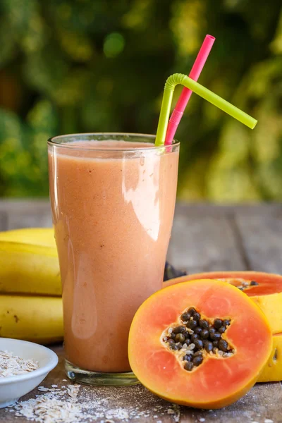 Papaja smoothie — Zdjęcie stockowe