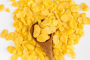 Cornflake bal ve süt ile