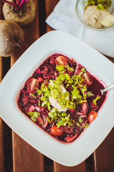 Raw red soup with beets in  the restaurant — Stock Photo, Image