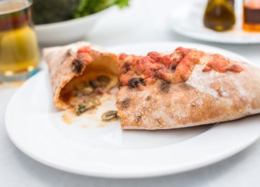 İtalyan ekmeği calzone Restoran