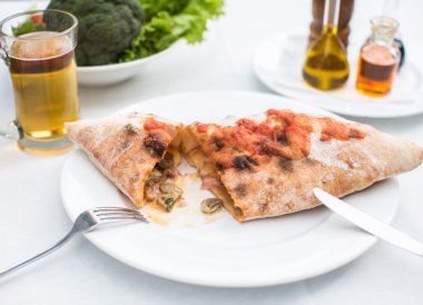 İtalyan ekmeği calzone Restoran