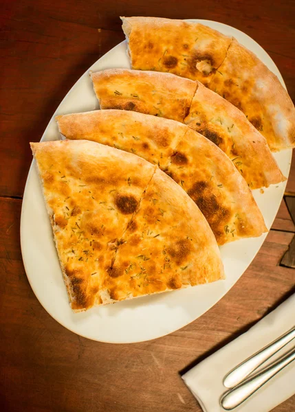 Pão ciabatta italiano em um restaurante — Fotografia de Stock