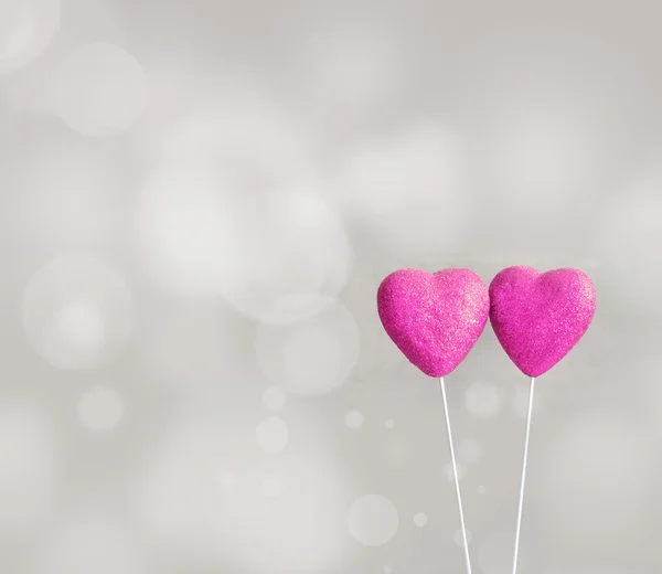 Két édességet szíveket a Valentine's Day-kupa. — Stock Fotó