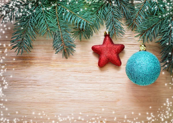 Kerstmis houten achtergrond. Pine en ster. — Stockfoto