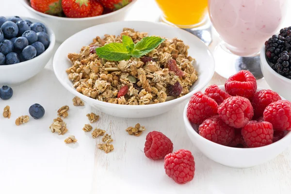 Delicious and healthy breakfast, close-up — Stock Photo, Image