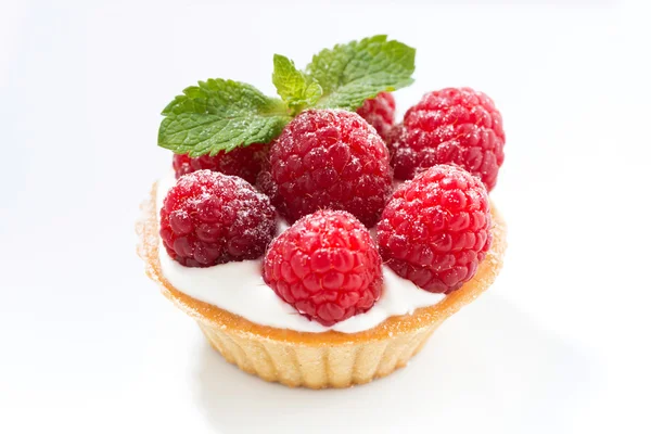 Mini cake with cream and fresh berries — Stock Photo, Image