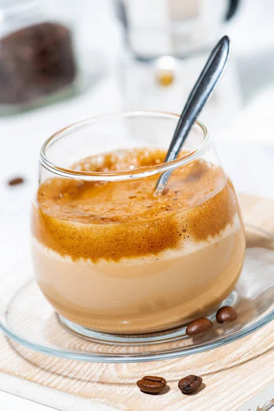 Verre Café Lait Avec Mousse Crémeuse Gros Plan — Photo