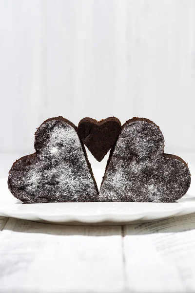 Dolci Torte Brownie Forma Cuore Primo Piano Verticale — Foto Stock