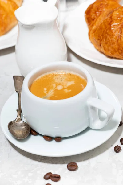 Breakfast Espresso Croissants Vertical — Stock Photo, Image