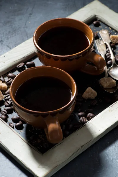 Cups Black Coffee Sugar Blackboard Vertical Top View — Stock Photo, Image