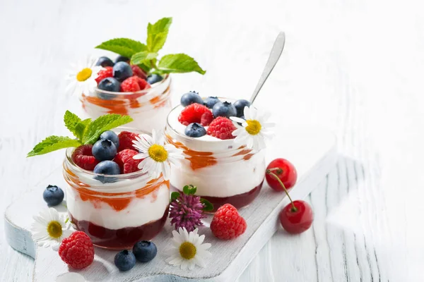 Sweet Dessert Jam Cream Fresh Fruit White Background Top View — Stock Photo, Image