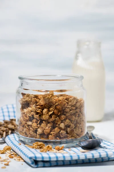 Yapımı Granola Süt Sağlıklı Yiyecekler Yakın Çekim — Stok fotoğraf