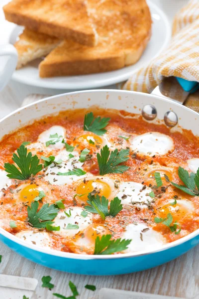 Delicious breakfast with quail eggs, close-up — Stock Photo, Image