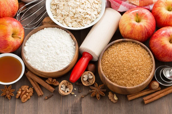 Zutaten zum Kuchenbacken, Draufsicht — Stockfoto