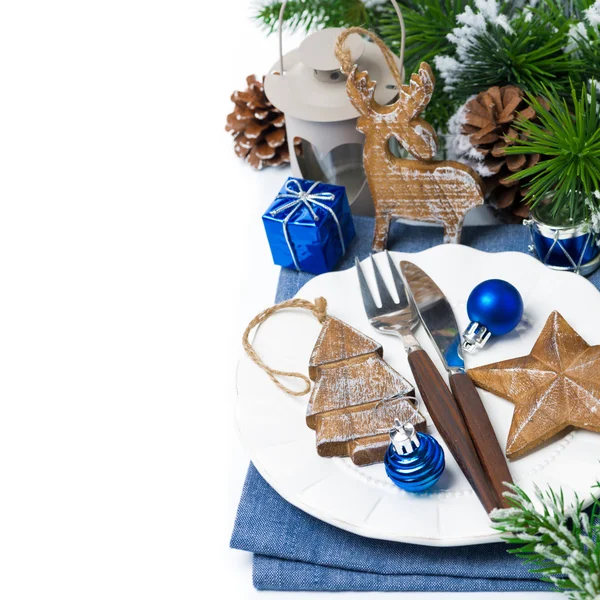 Christmas table setting with wooden decorations — Stock Photo, Image