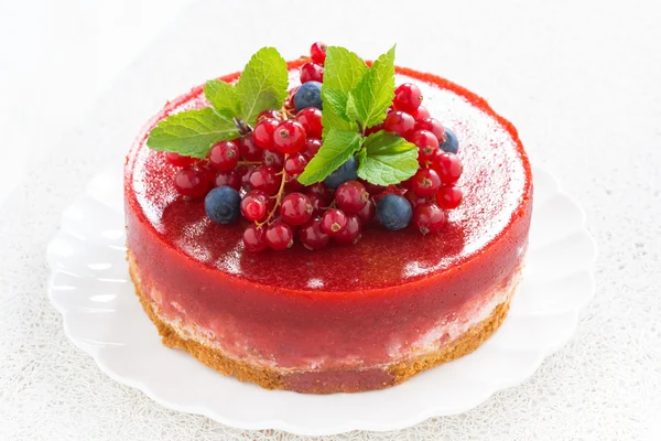 Cheesecake with berry jelly, top view — Stock Photo, Image