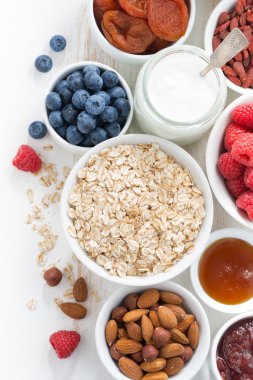 tahıl ve çeşitli lezzetli maddeler için Kahvaltı, dikey