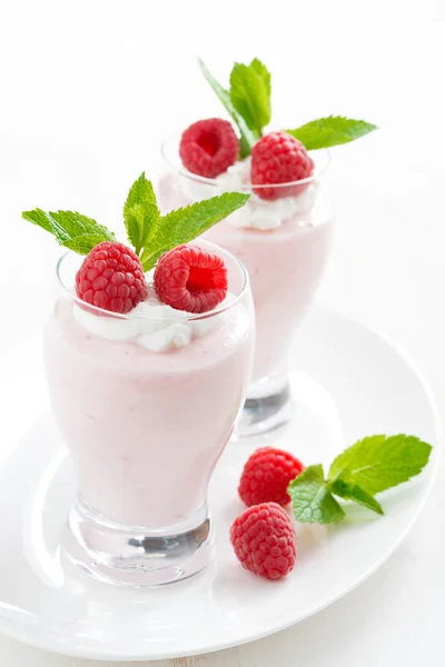 Creamy jelly with raspberries — Stock Photo, Image