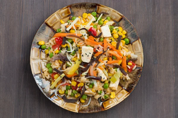 Fried rice with tofu, vegetables , top view — Stock Photo, Image