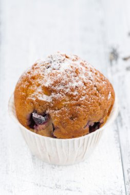 Kuru üzüm ve krema şeker kek