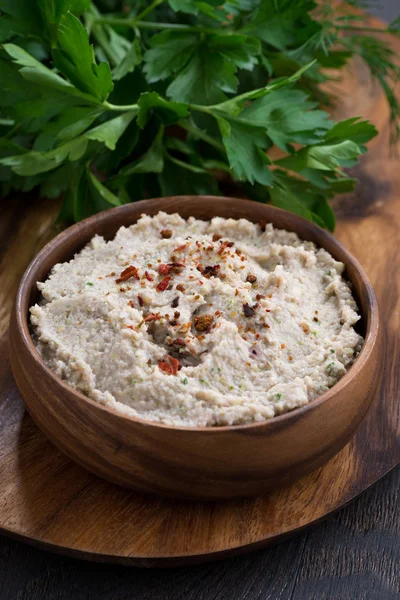 Délicieux pâté de légumes aux épices, vertical — Photo gratuite