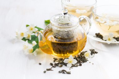 jasmin beyaz tablo ile yeşil çay