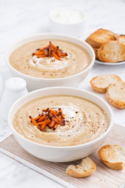 karamelize havuç, dikey ile krem çorba