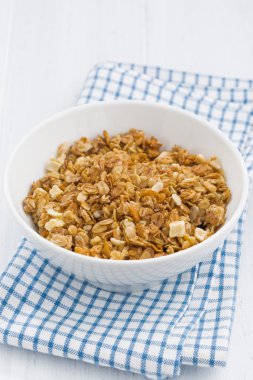 kase, dikey pişmiş müsli