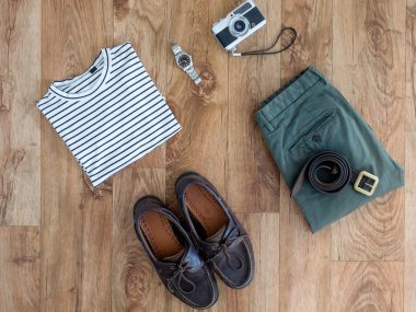 Gezgin giysiler ve nesneleri koleksiyonu