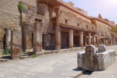 Herculaneum kazı kalıntıları 