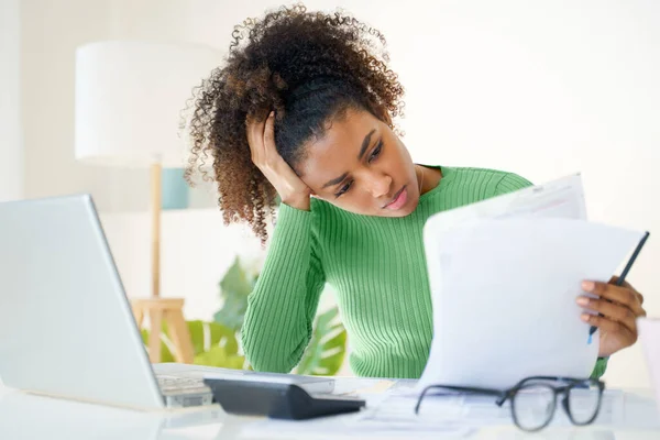 Vrouw Het Werk Studeren Vanuit Huis Bedrijf Werk Afstand — Stockfoto