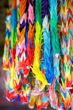 Japon origami kağıt vinç kuşlar