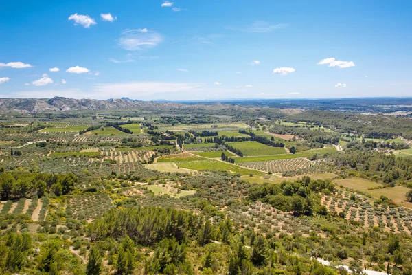 Vista sobre o telhado da aldeia Provence e paisagem . — Fotografia de Stock