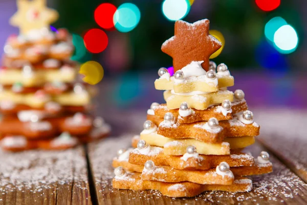 Home made baked Christmas gingerbread tree as a gift — Stock Photo, Image
