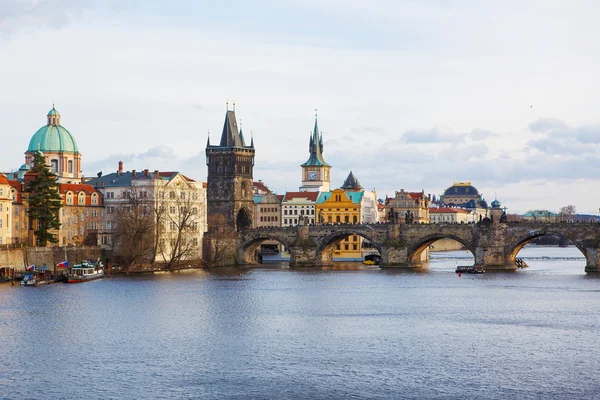 View of the bridges on cold spring or autumn day, Prague, the Cz — Stock Photo, Image