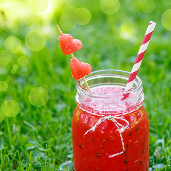 Watermeloen smoothie als gezonde zomer drank. — Stockfoto
