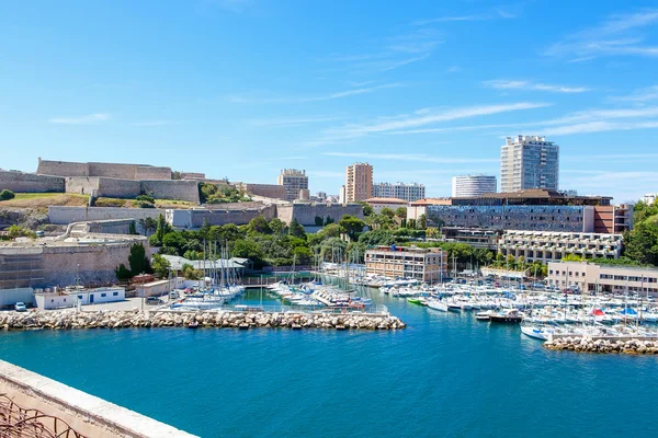 Vista del puerto viejo de Marsella, Francia — Foto de Stock