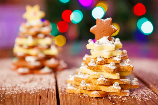 Christmas gingerbread cookie tree as a gift — Stock Photo, Image