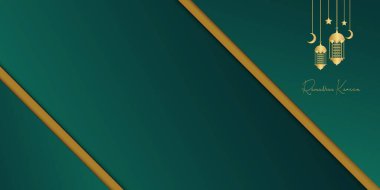 Altın ve koyu yeşil tosca ramazan arka planda fener, ay ve hilal süslemesi. İslami tebrik kartı tasarımı. Lüks Arabesk desenli Arap tarzı örtülü, broşür, el ilanı, afiş