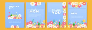 Üzerinde kağıt kesilmiş çiçekler olan Anneler Günü tebrik kartları ve metin için yer kopyalama seti. Çiçekli, aşk günü tebrik kartı. Sosyal medya, aşk ya da çiçek temalı bir şablon yayınladı