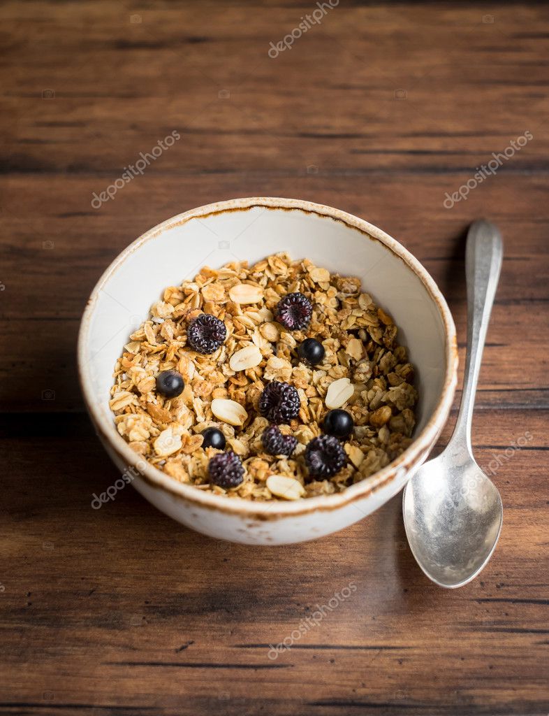 Granola (Ev Yapımı Granola) Granola (Ev Yapımı Granola)