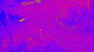 Güvenlik kamerası görüntüsü ürpertici gölge