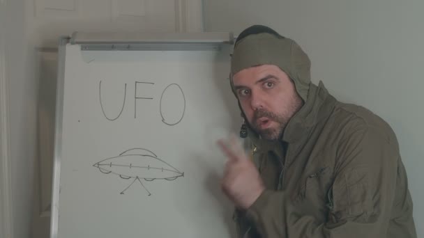 UFO conspiracy theorist pilot guy — Stock Video