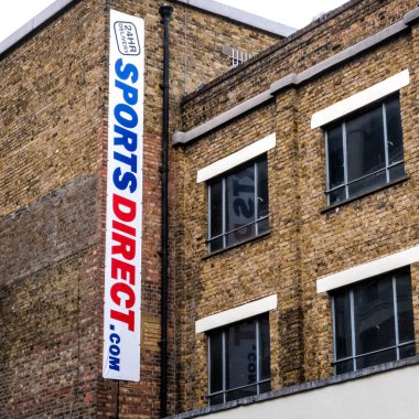 Londra İngiltere 19 Ekim 2020, Spor Doğrudan High Street Retailer Markası ve Logo Dükkanı Önü