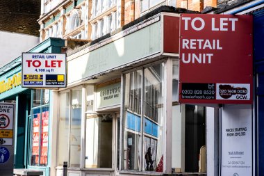 Kingston, Londra İngiltere, 7 Nisan 2021, Covid-19 Coronavirus Kilitlemesi sırasında High Street Perakende Şirketi Başarısızlığı 