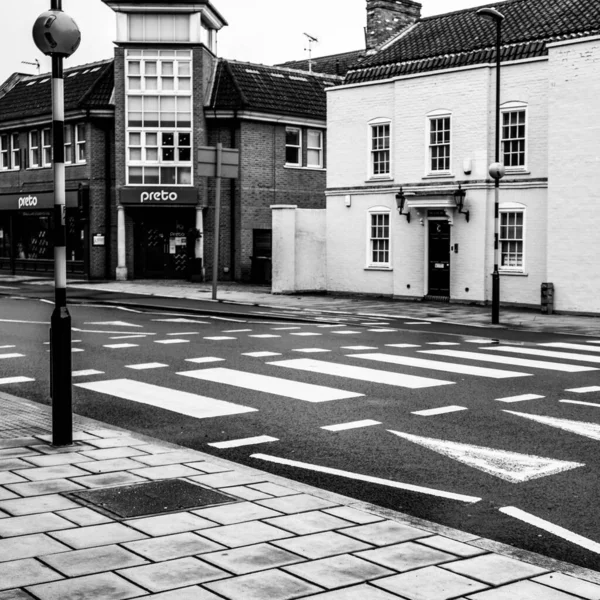 Kingston Thames Londres Reino Unido Março 2021 Pedestres Zebra Road — Fotografia de Stock
