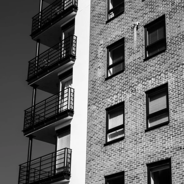 Kingston Thames London April 2021 Moderne Hochhaussiedlung Fenster Und Balkone — Stockfoto