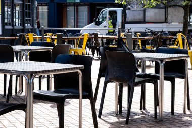 Kingston Upon Thames London UK, Mayıs 04 2021, Müşteri Yerleştirme Bölgesi Bir Pub Cafe ya da İnsansız Restoran